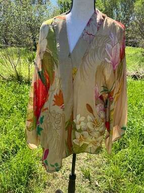 Powder Tropical Flora and Fauna Coconut Limited Edition Short Kimono